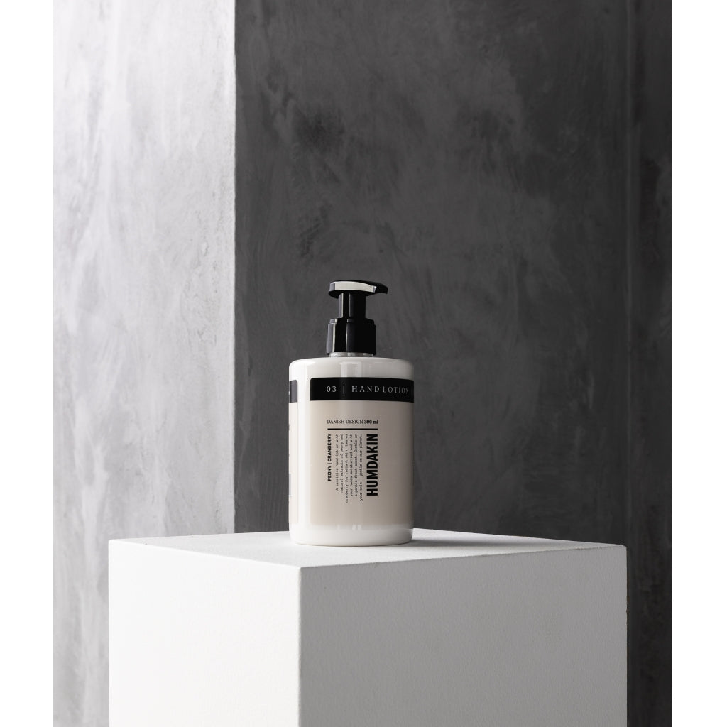 HUMDAKIN 03  Hand Lotion | Peony & Cranberry | 300 ml