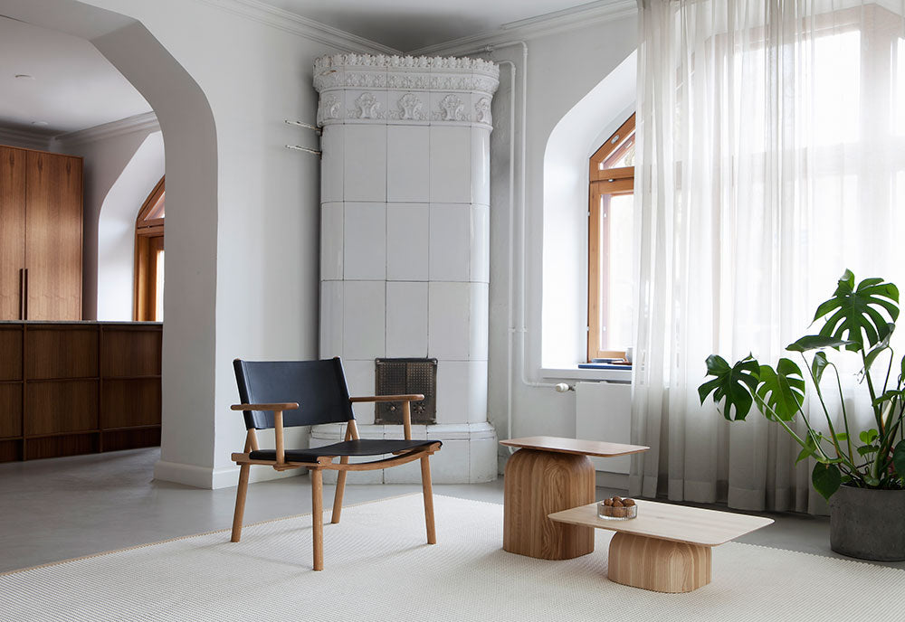 NIKARI April table 2 | Oak | Showroom Item