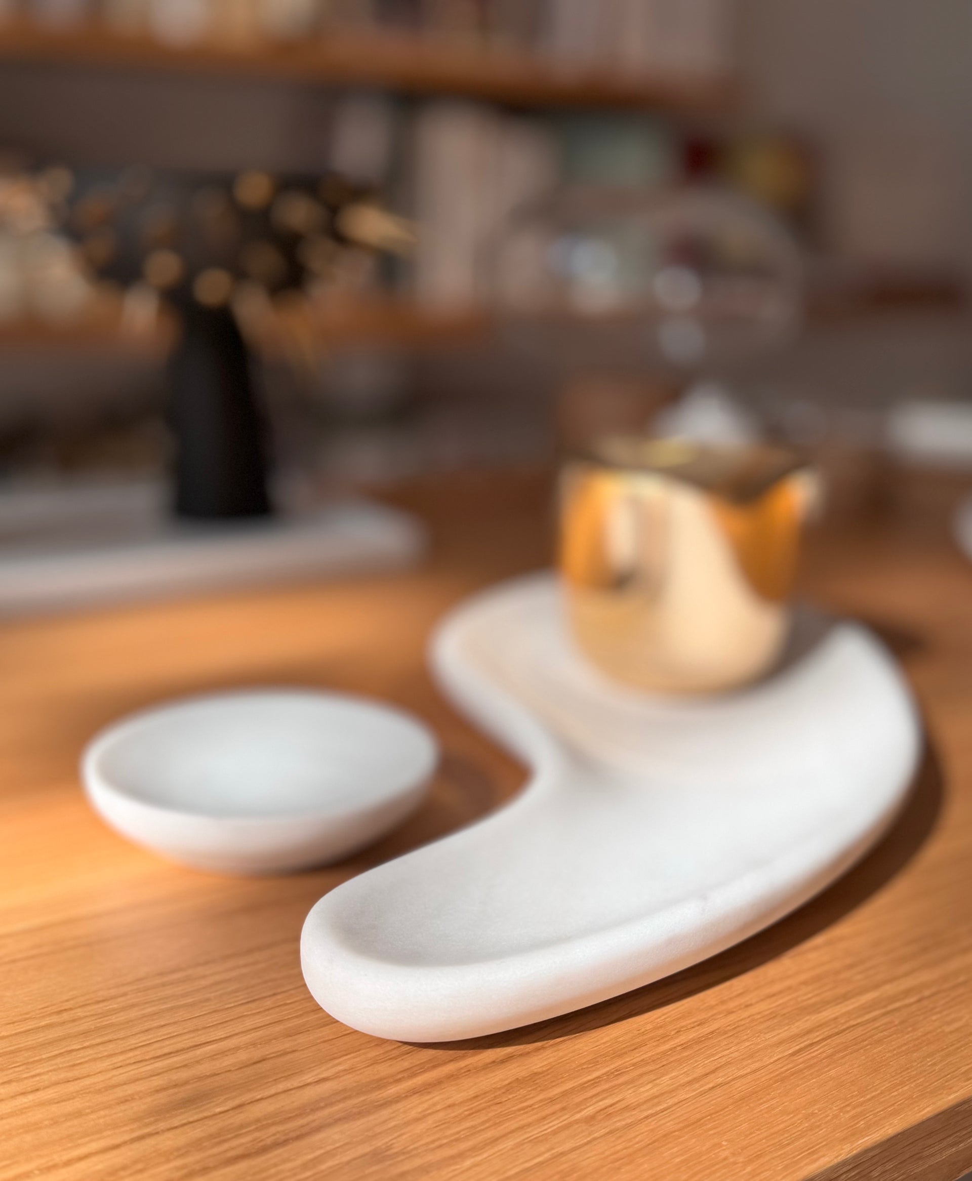 GEROCHRISTOS Curved Marble Platter | 2 pieces