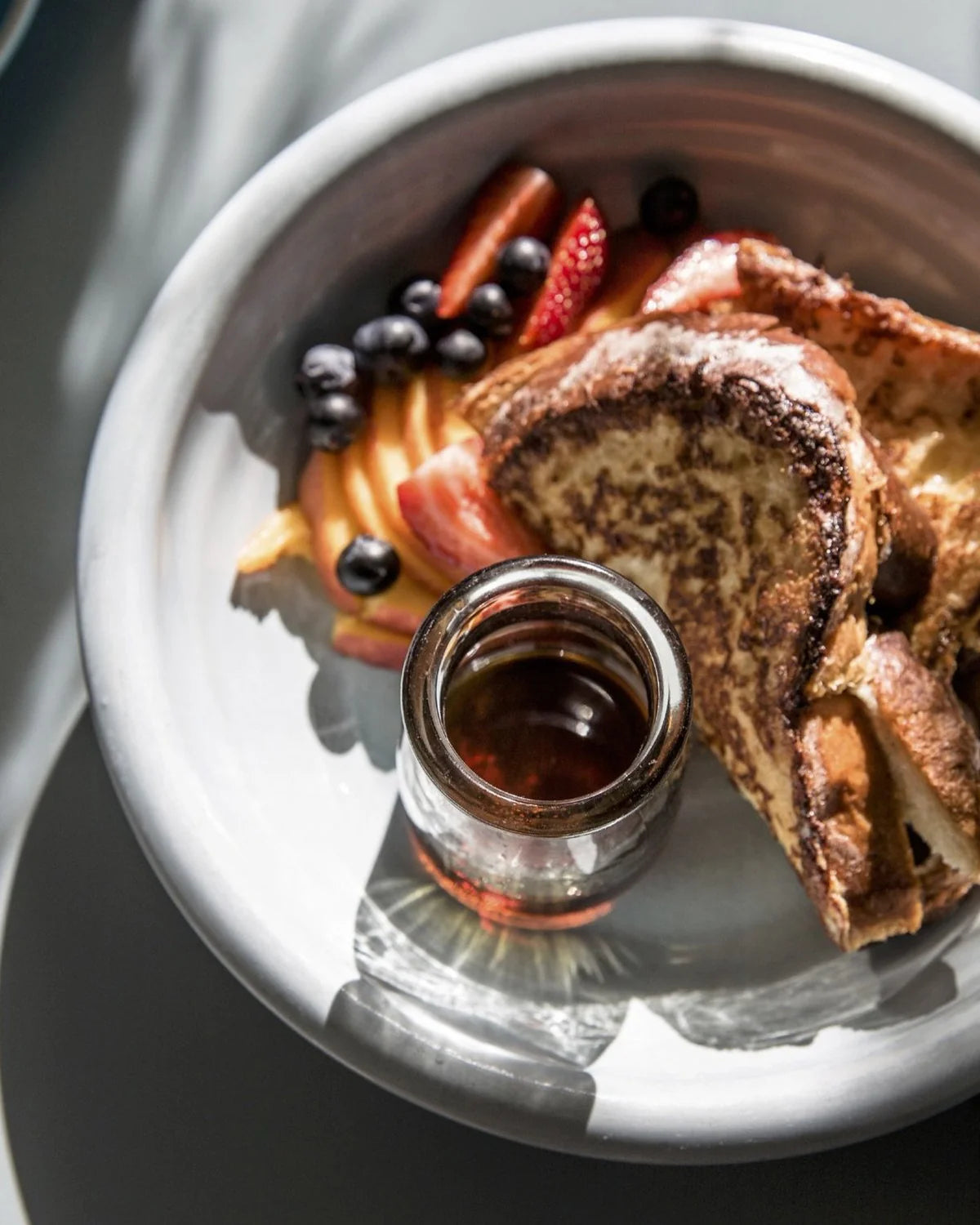 GESTALTEN  Stay for Breakfast