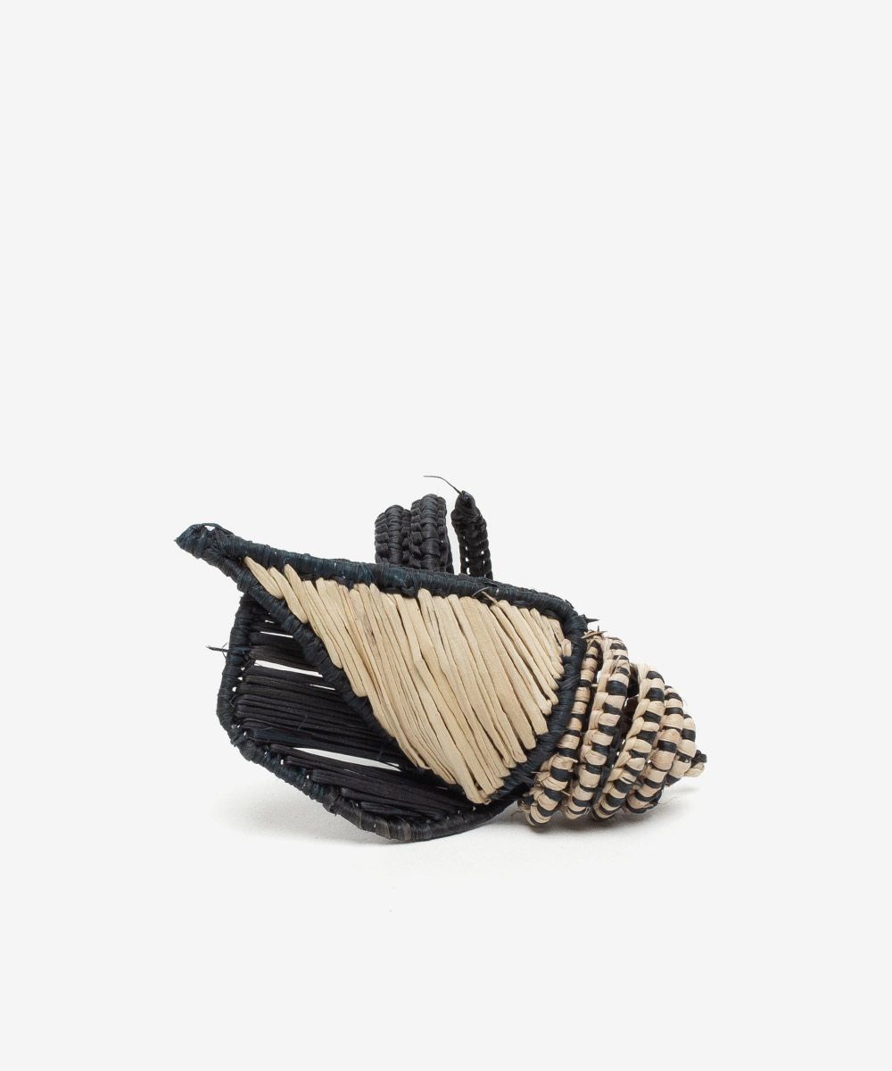 GUANABANA Napkin Ring  Seashell | White & Black