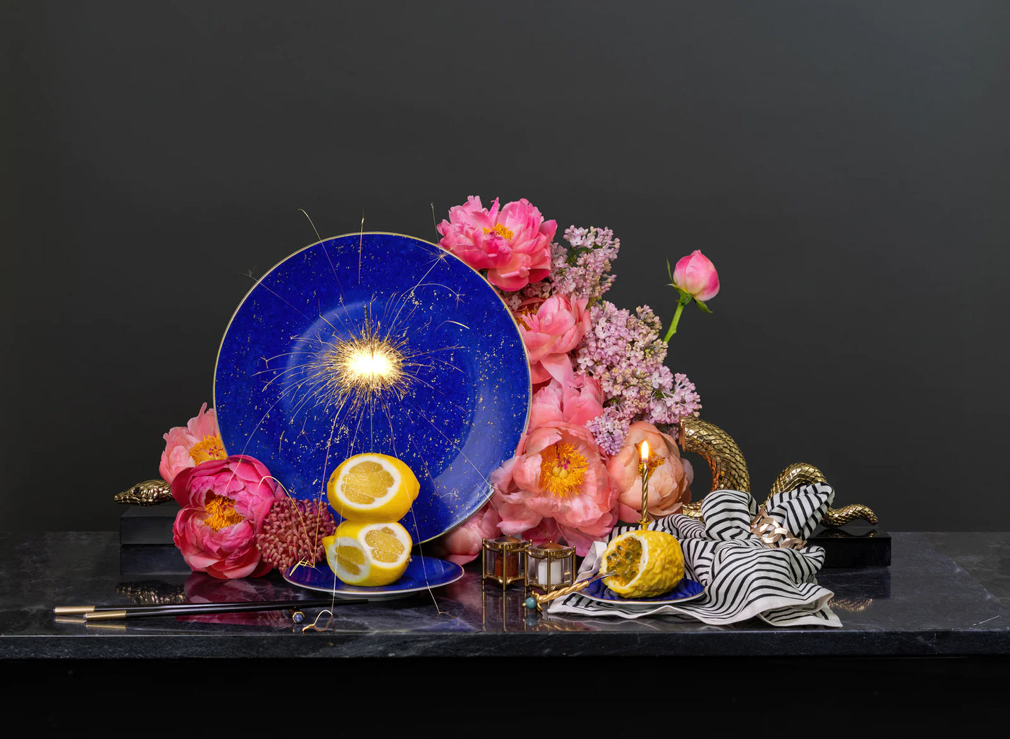 L'OBJET Lapis Charger / Cake Plate