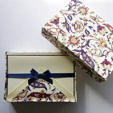 ROSSI Cards | Maroon Arabesque Pattern |  Box 10/10