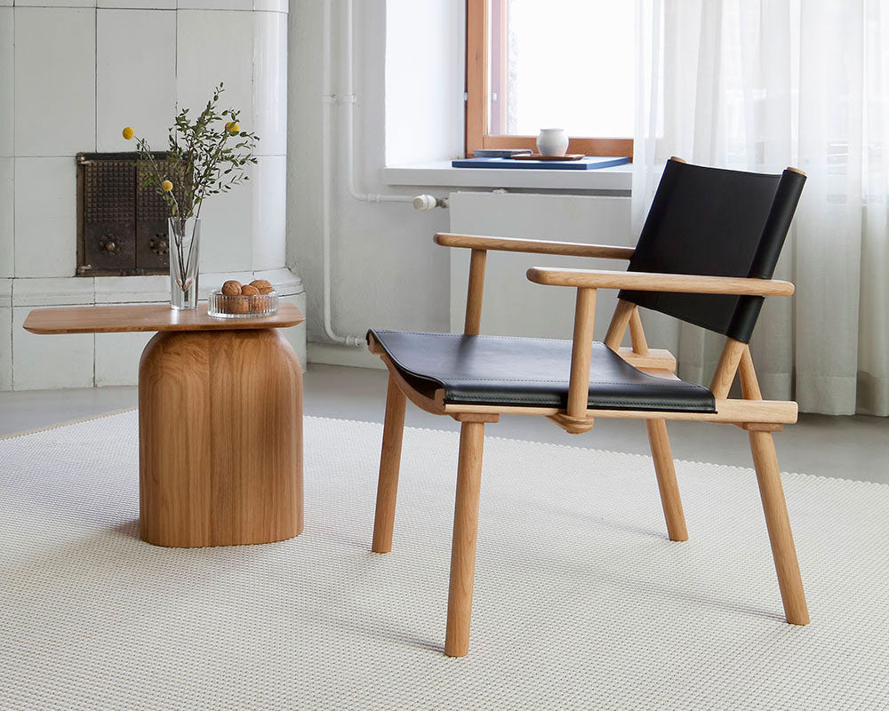 NIKARI April table 2 | Oak | Showroom Item