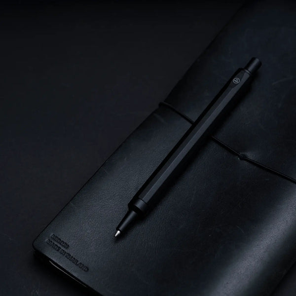 HMM Ballpoint | Black