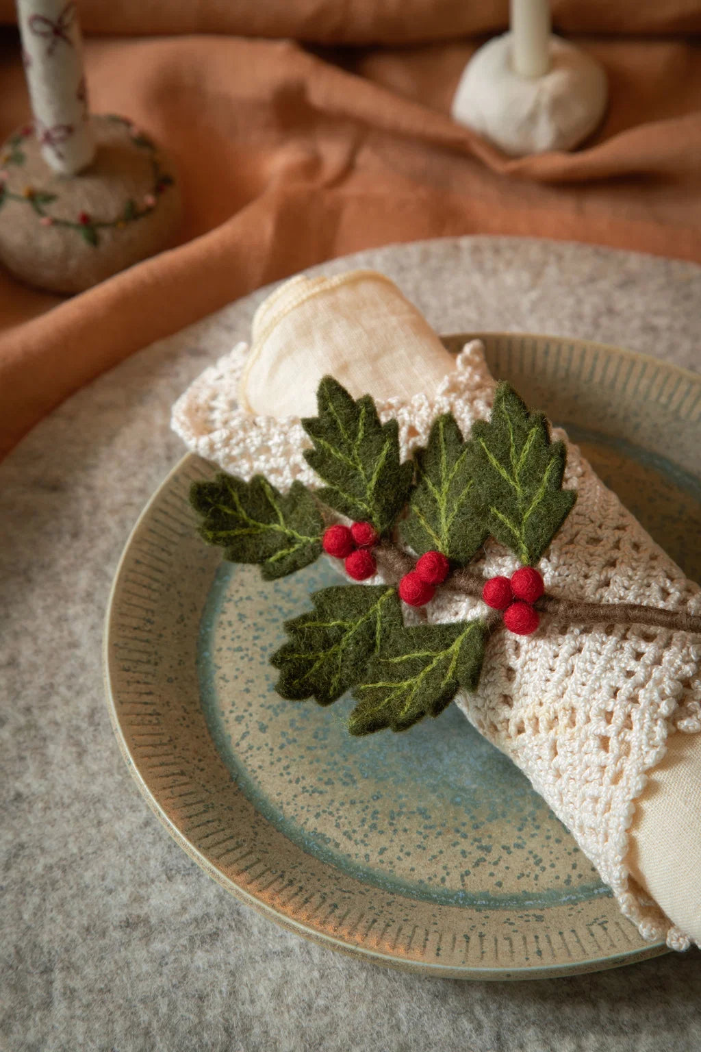 GRY & SIF Mini Branch Holly