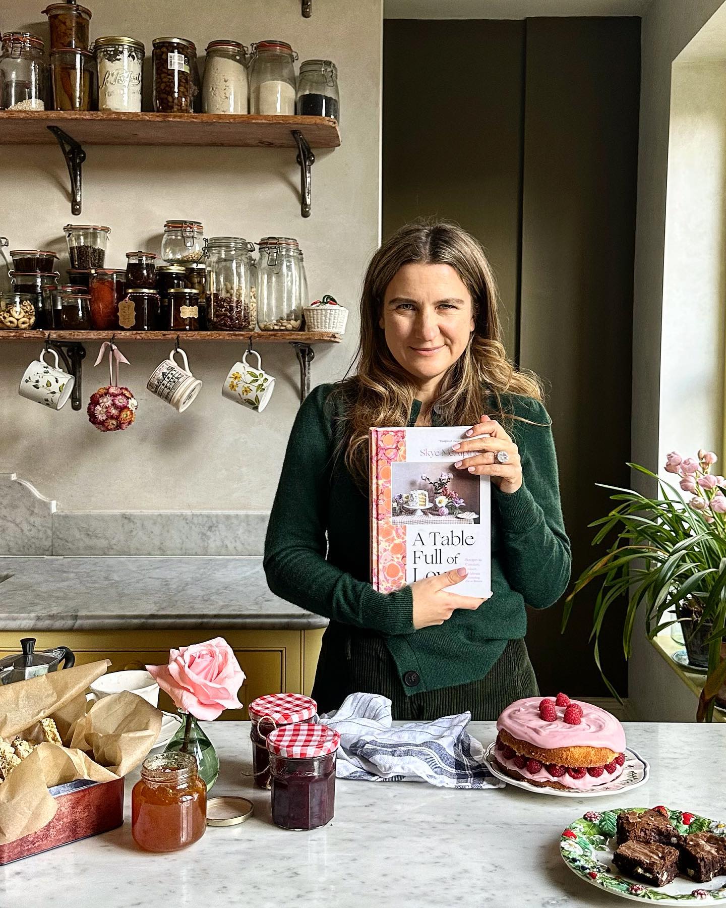 BLOOMSBURY A Table Full of Love