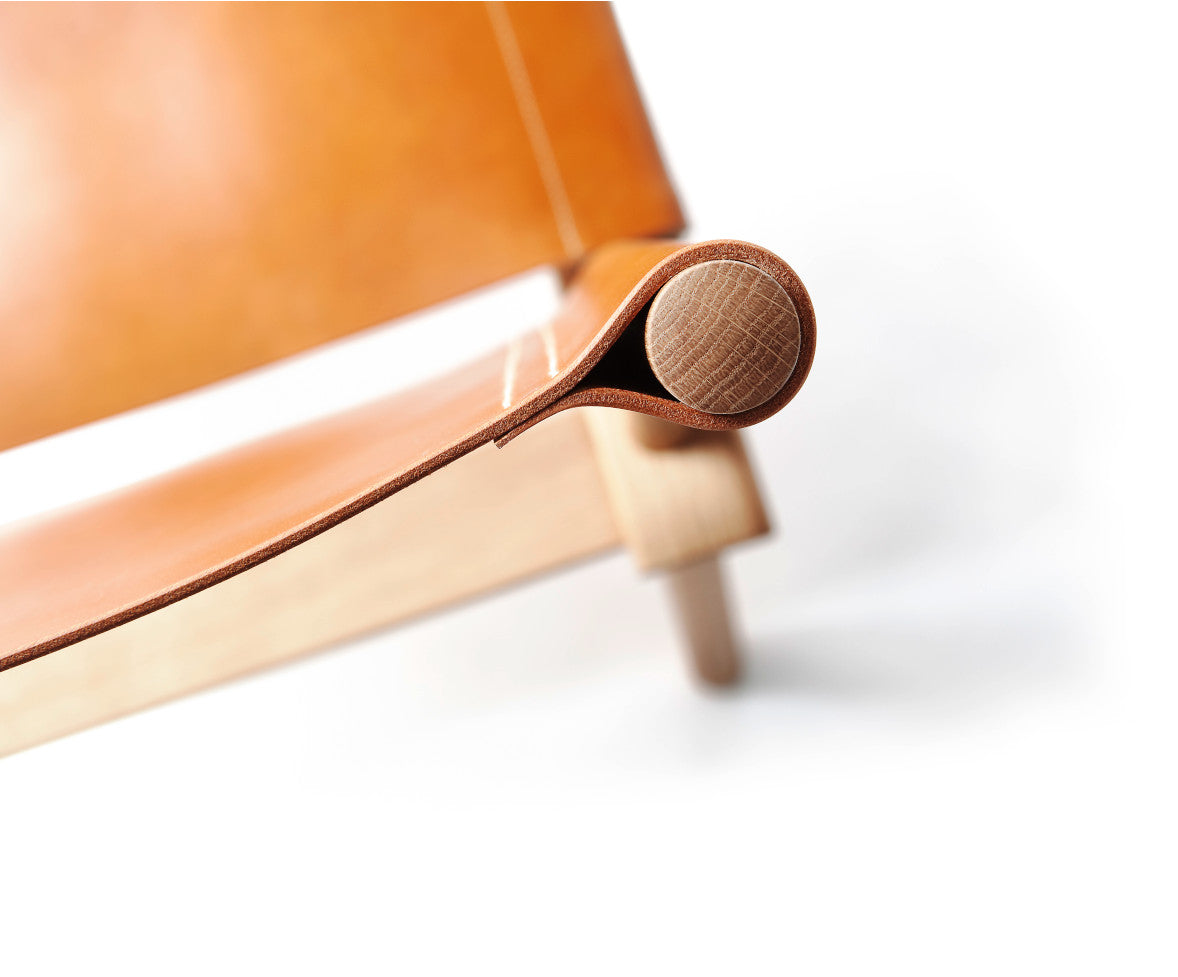 NIKARI December Chair