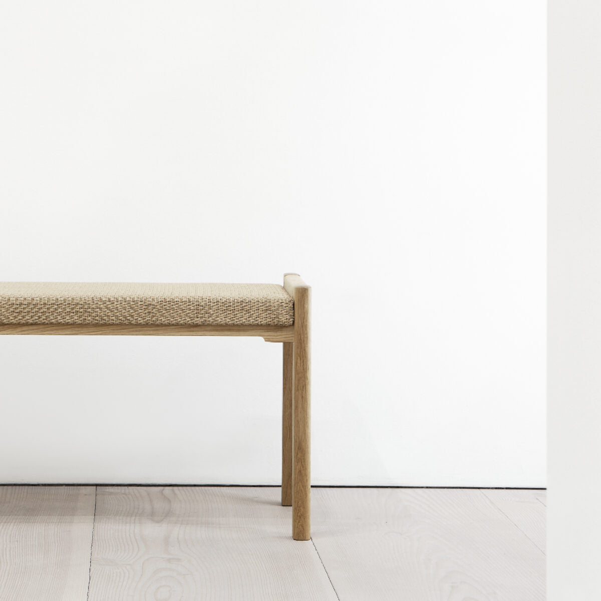 NIKARI Detalji Bench | Oak | Showroom Item