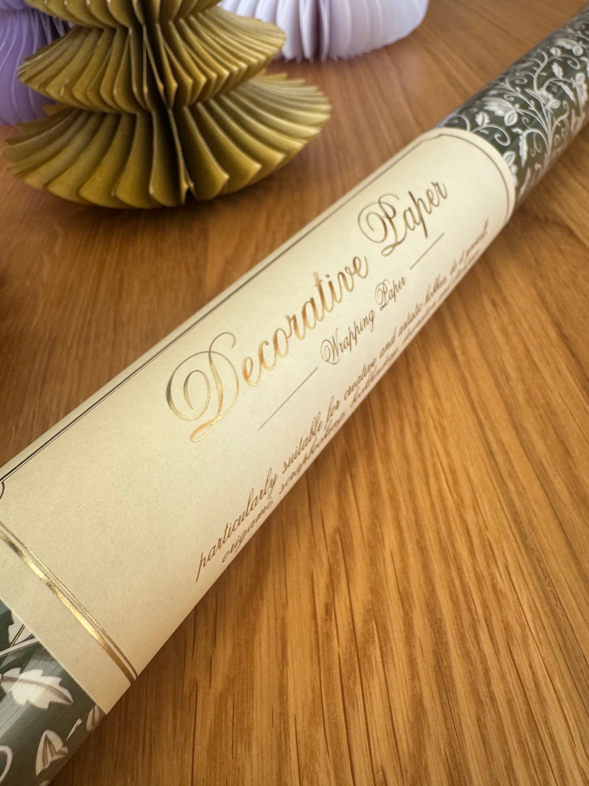 ROSSI 1931 Wrapping  Paper | Flowers/Green | 70x100 cm |  Roll 2 sh.