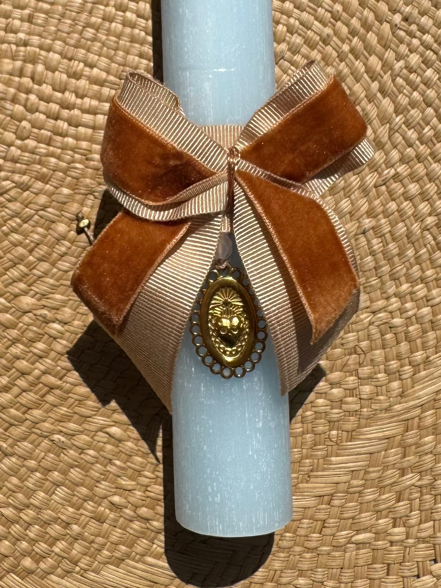 EASTER Candle | Beige bow & small  charm