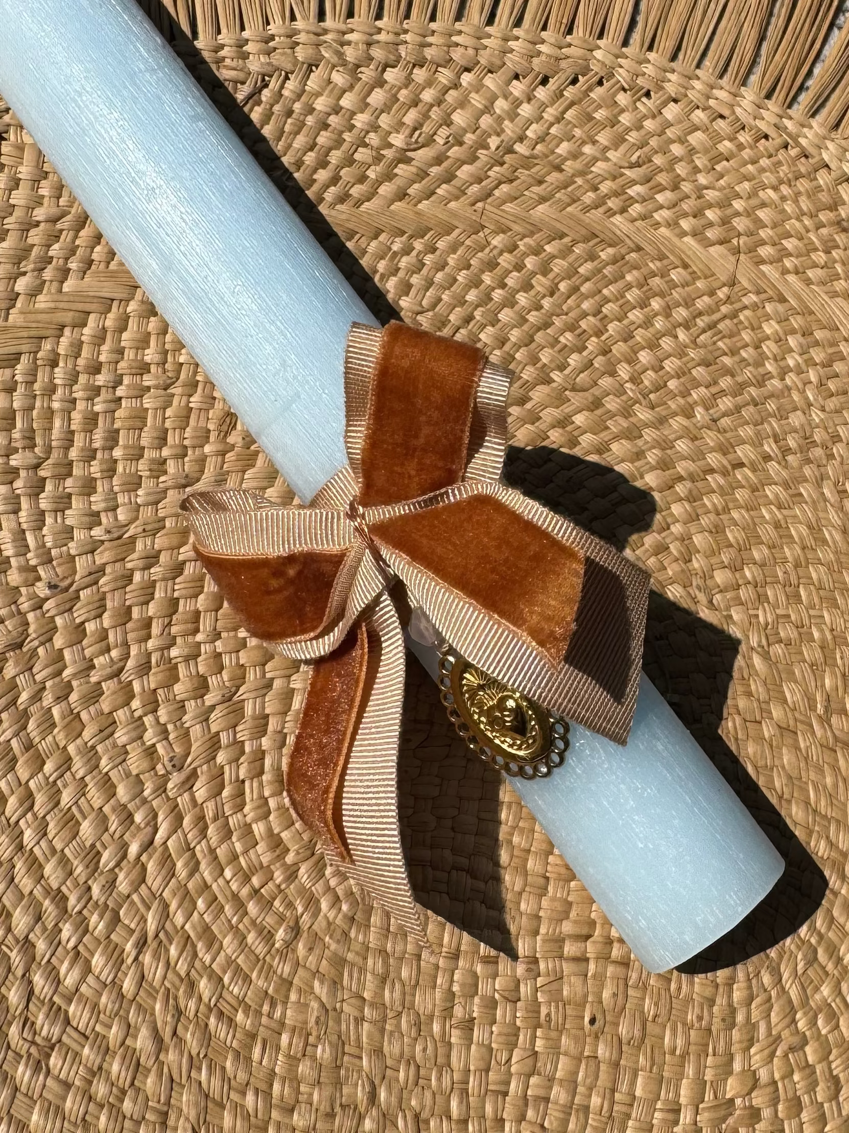 EASTER Candle | Beige bow & small  charm