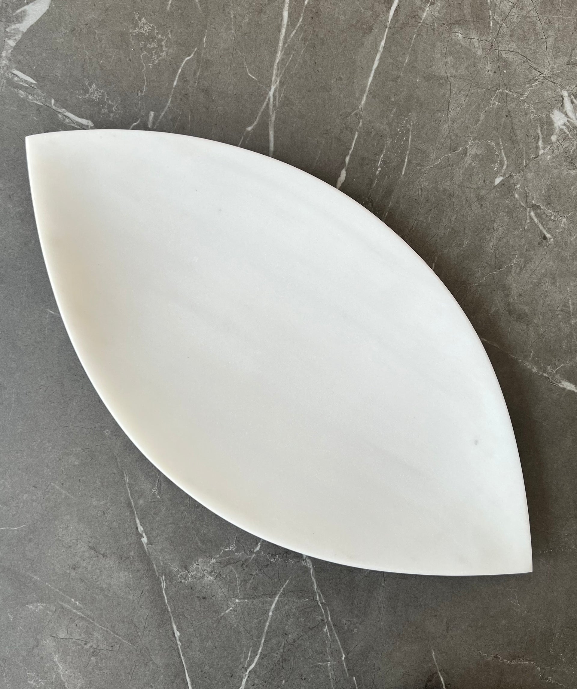 GEROCHRISTOS ''Eye'' Marble Platter | L.40 cm
