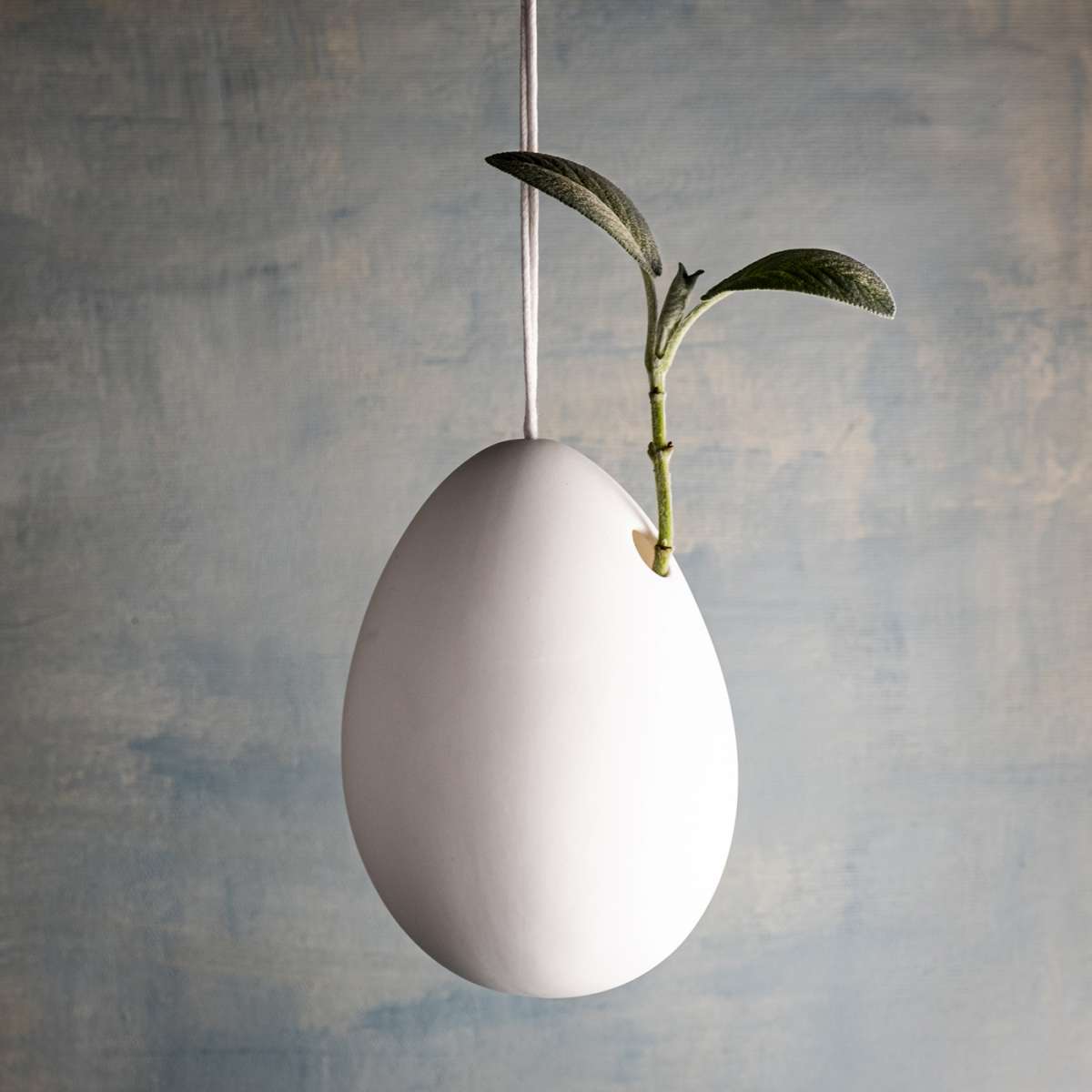 KLATT OBJECTS Erwin Egg Pendant Vase | L