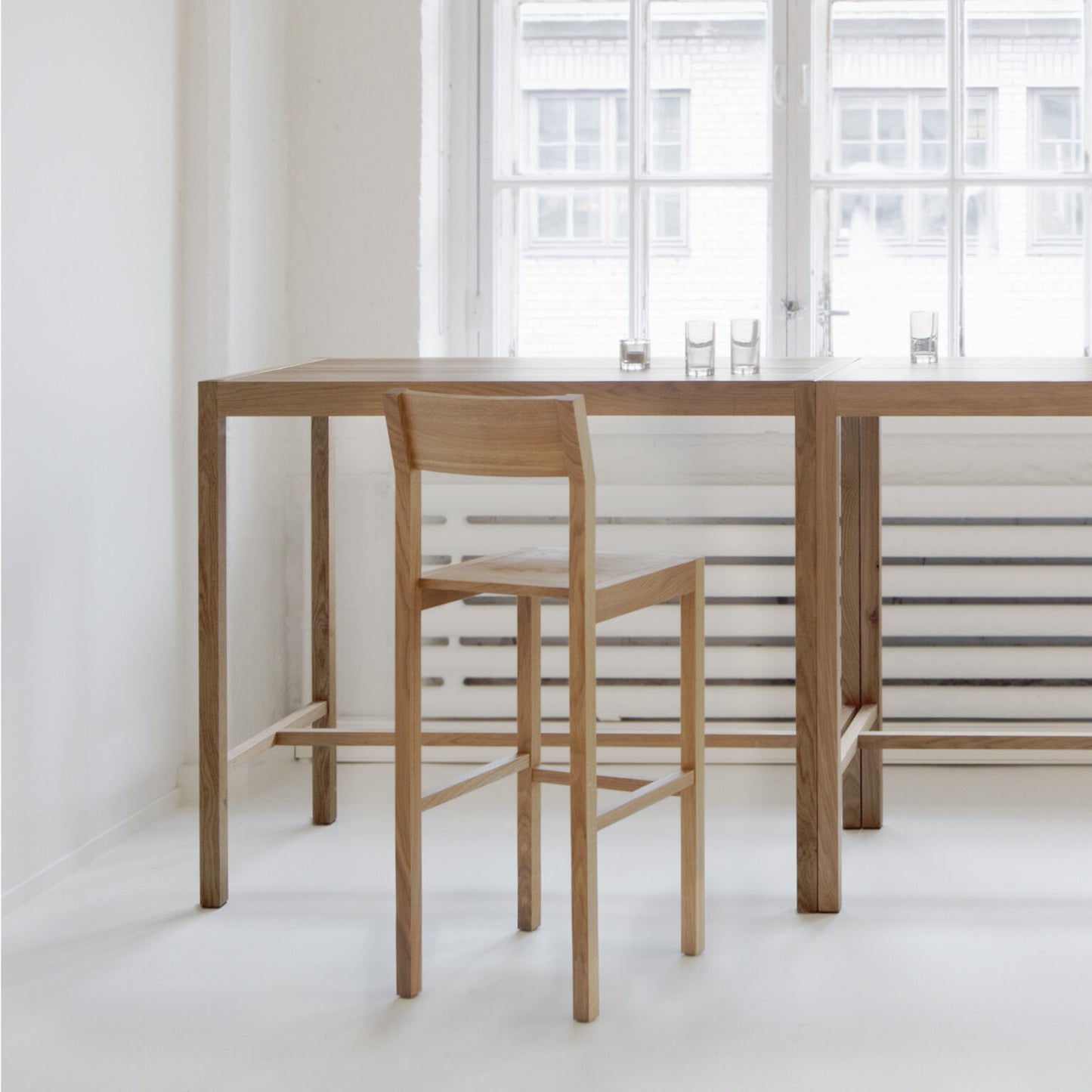 NIKARI Seminar KVBT1 Bar Chair