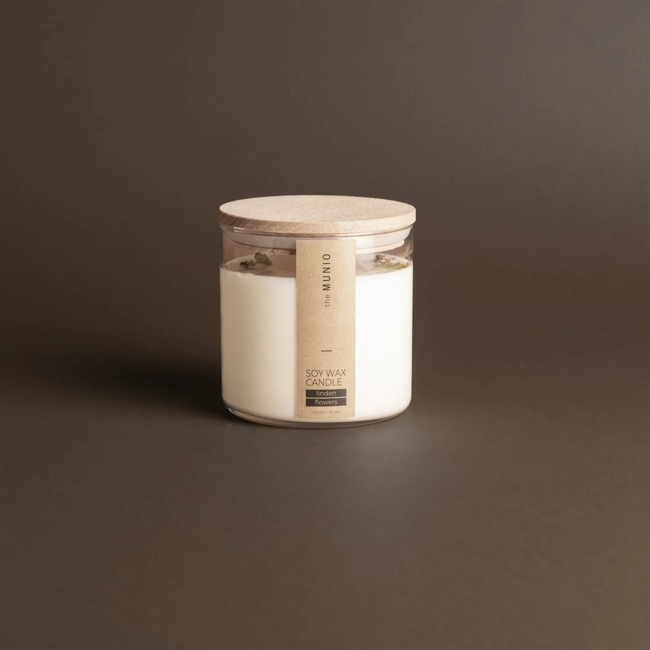 THE MUNIO Linden Flowers Soy Wax Candle | 550 ml