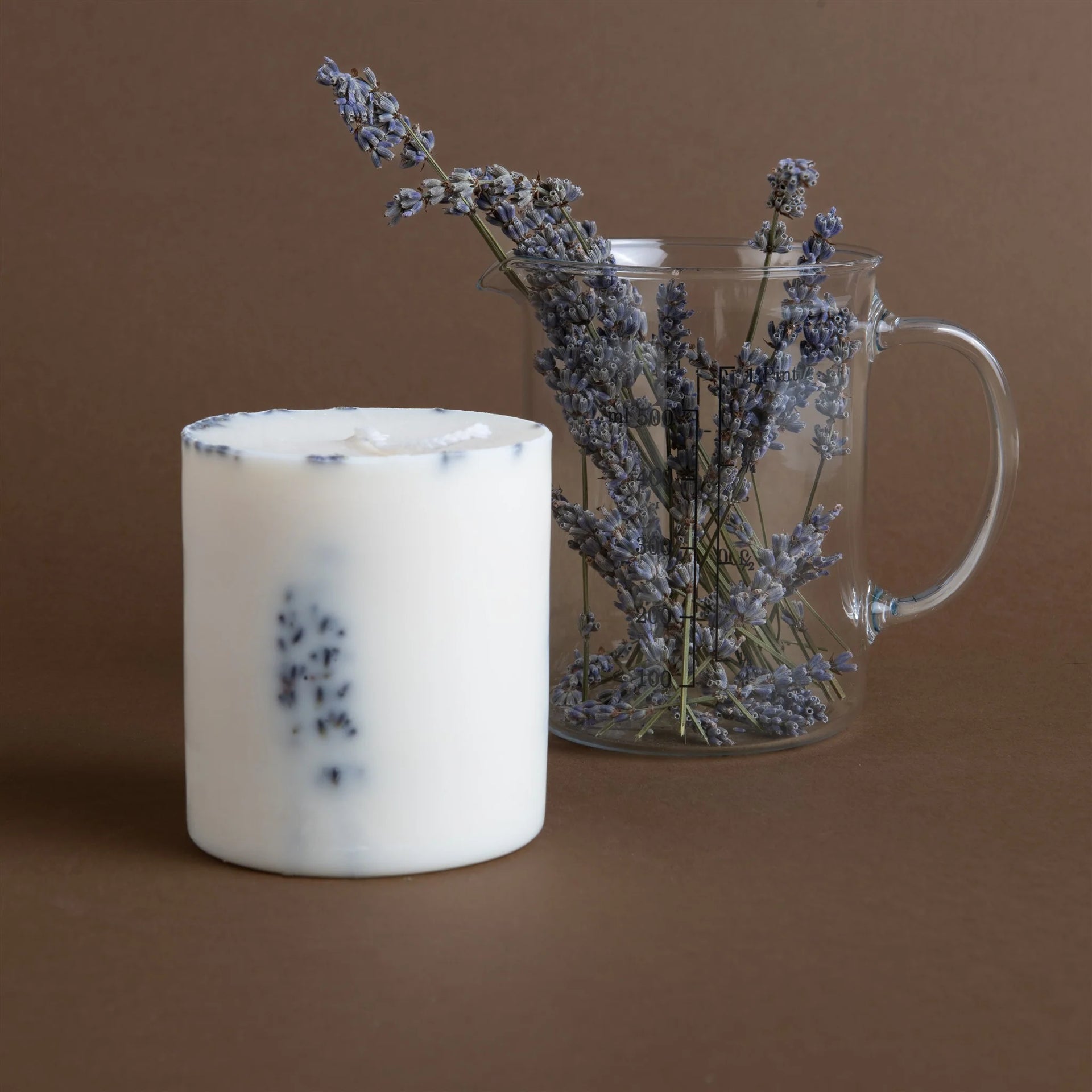 THE MUNIO  Lavender  Soy Wax Candle | 515 ml