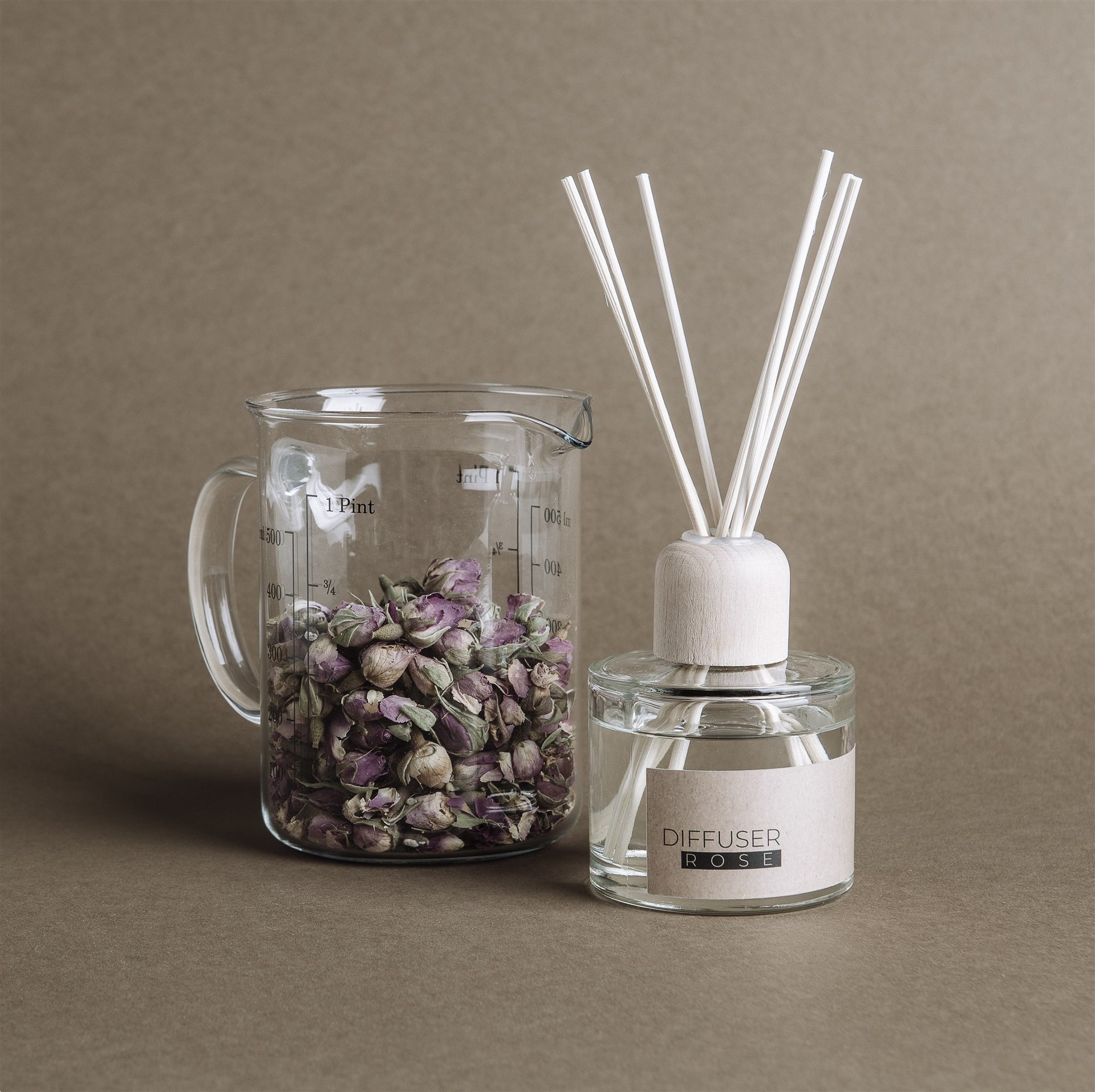 THE MUNIO Rose Natural Fragrance Diffuser | 100 ml
