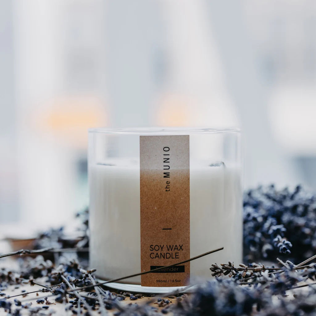THE MUNIO Lavender Soy Wax Candle  | 550 ml