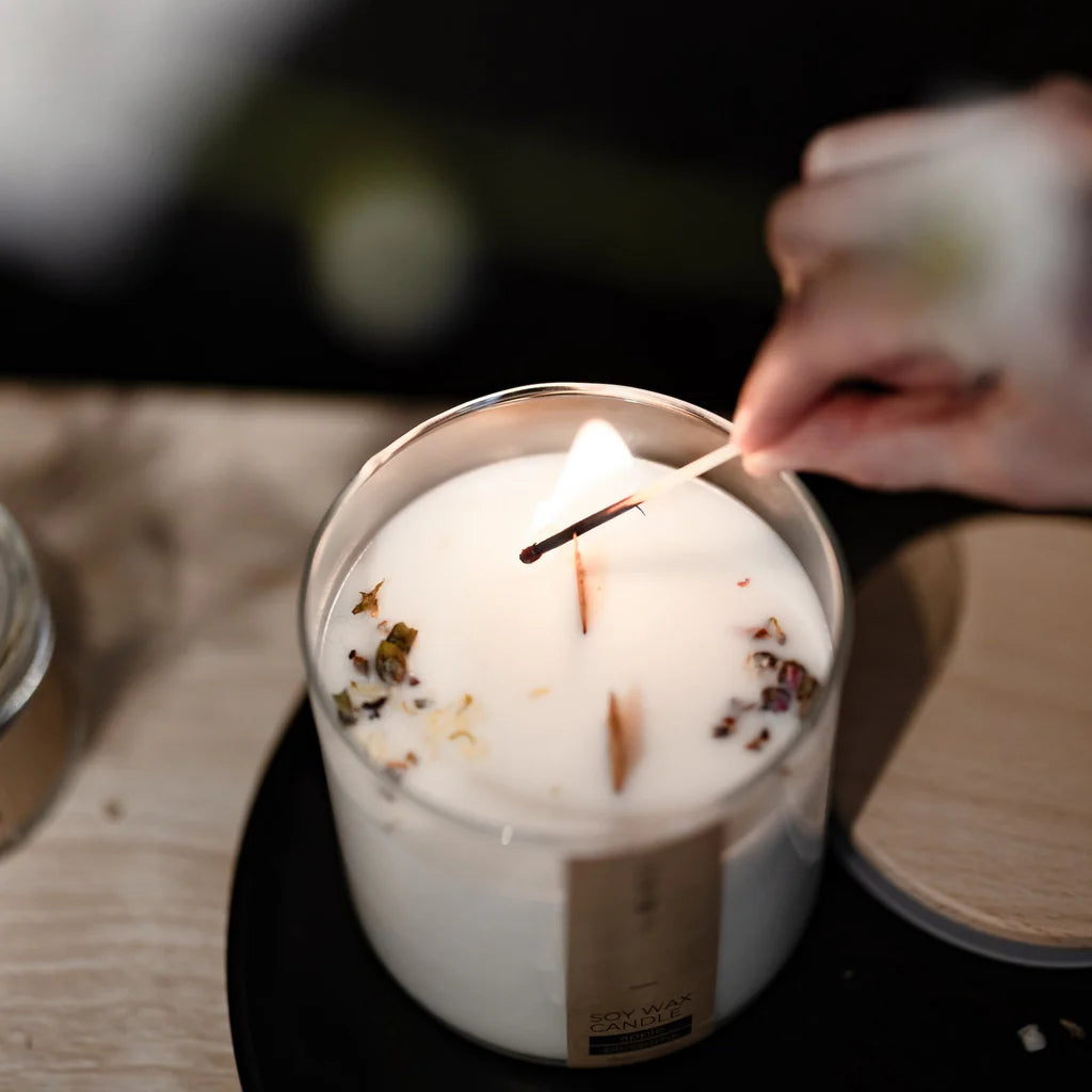 THE MUNIO Apple Spice Xmas collection Soy Wax Candle | 550 ml