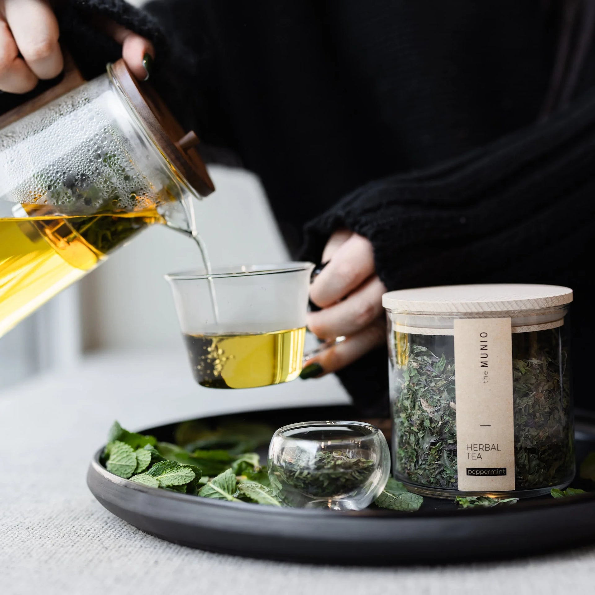 THE MUNIO Herbal Tea