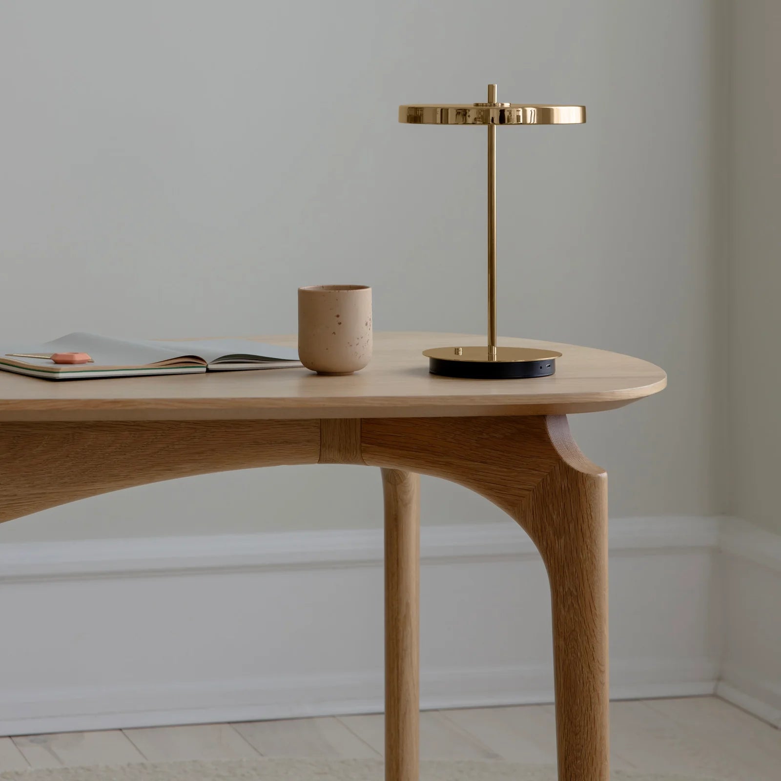 UMAGE Asteria Move Lamp | Polished Brass