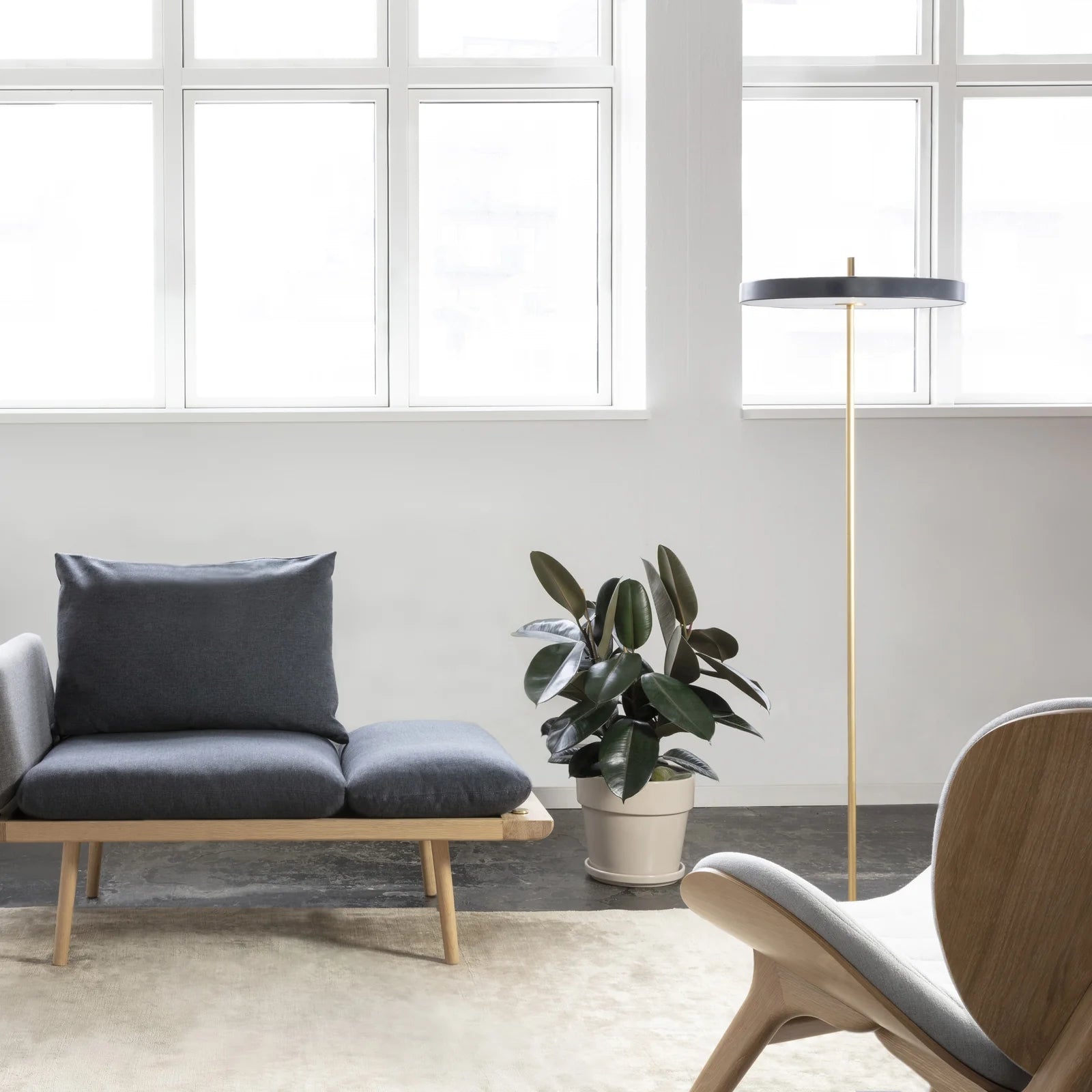 UMAGE Asteria Floor | Αnthracite