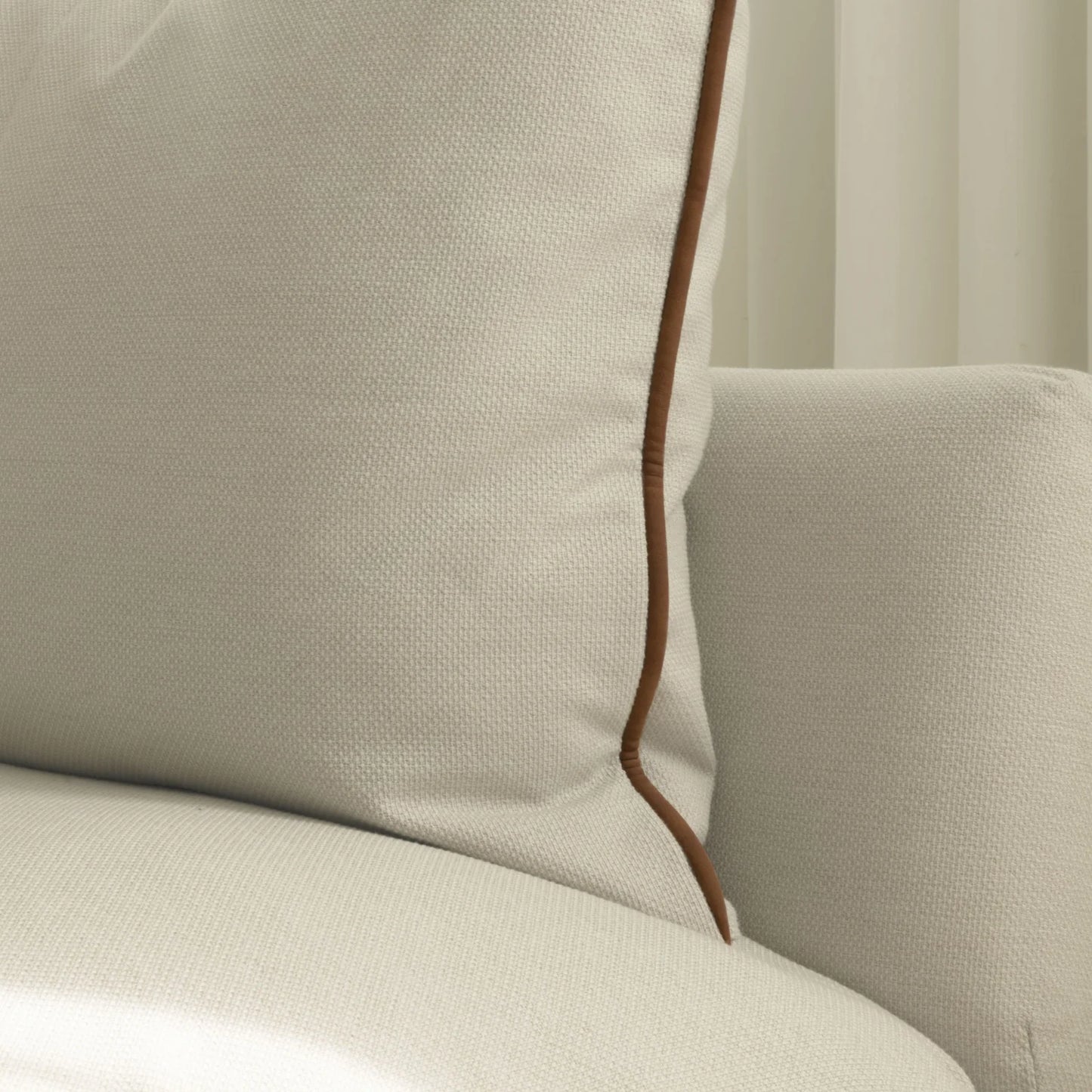 UMAGE Lounge Around | Showroom Item