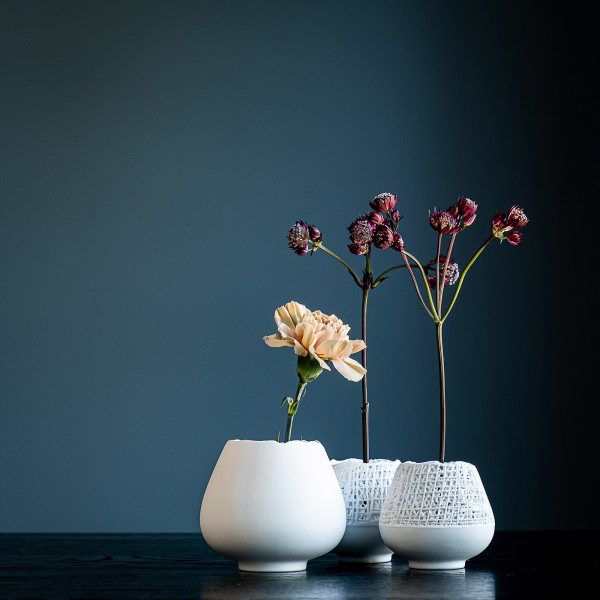 KLATT OBJECTS Cocoon Vase | Bone China
