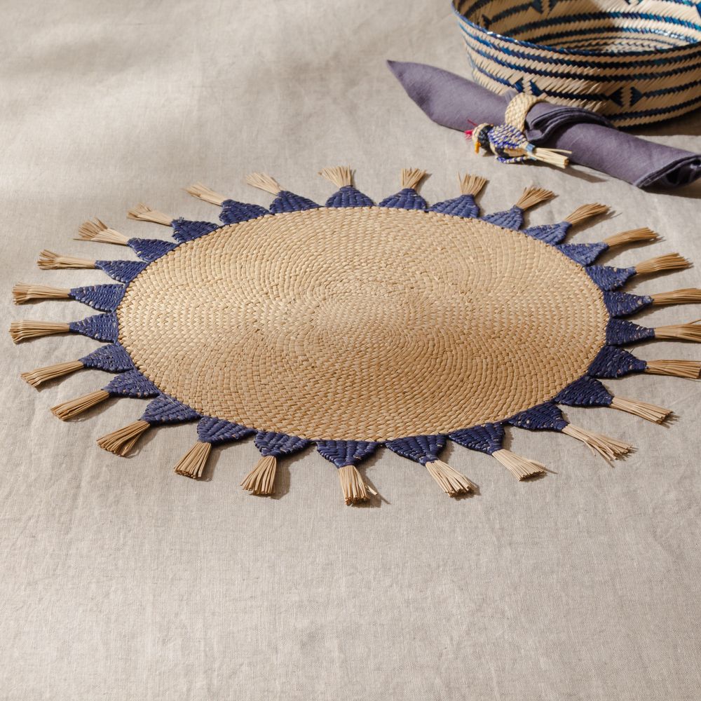 GUANABANA Celine centerpiece round Placemat | toast & petrol blue
