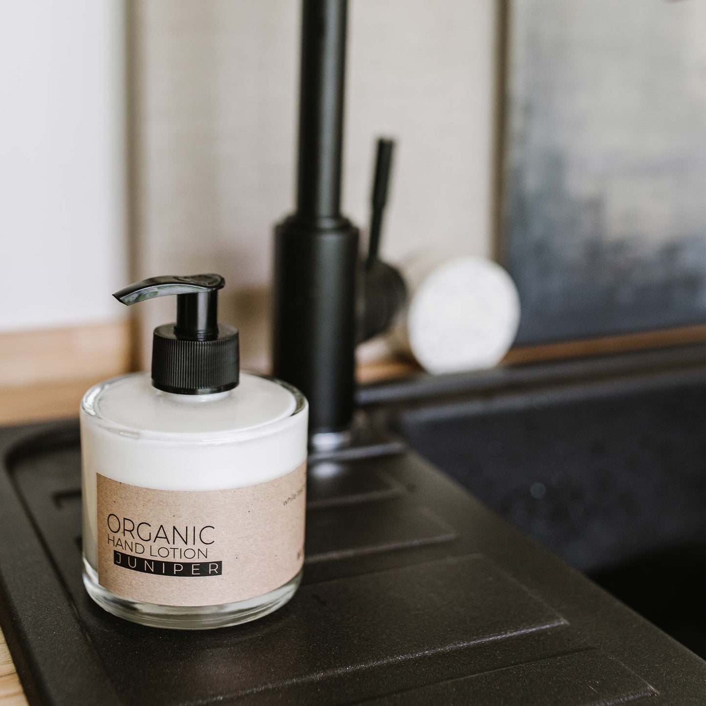 THE MUNIO Juniper & Limonium Hand Lotion | 200 ml