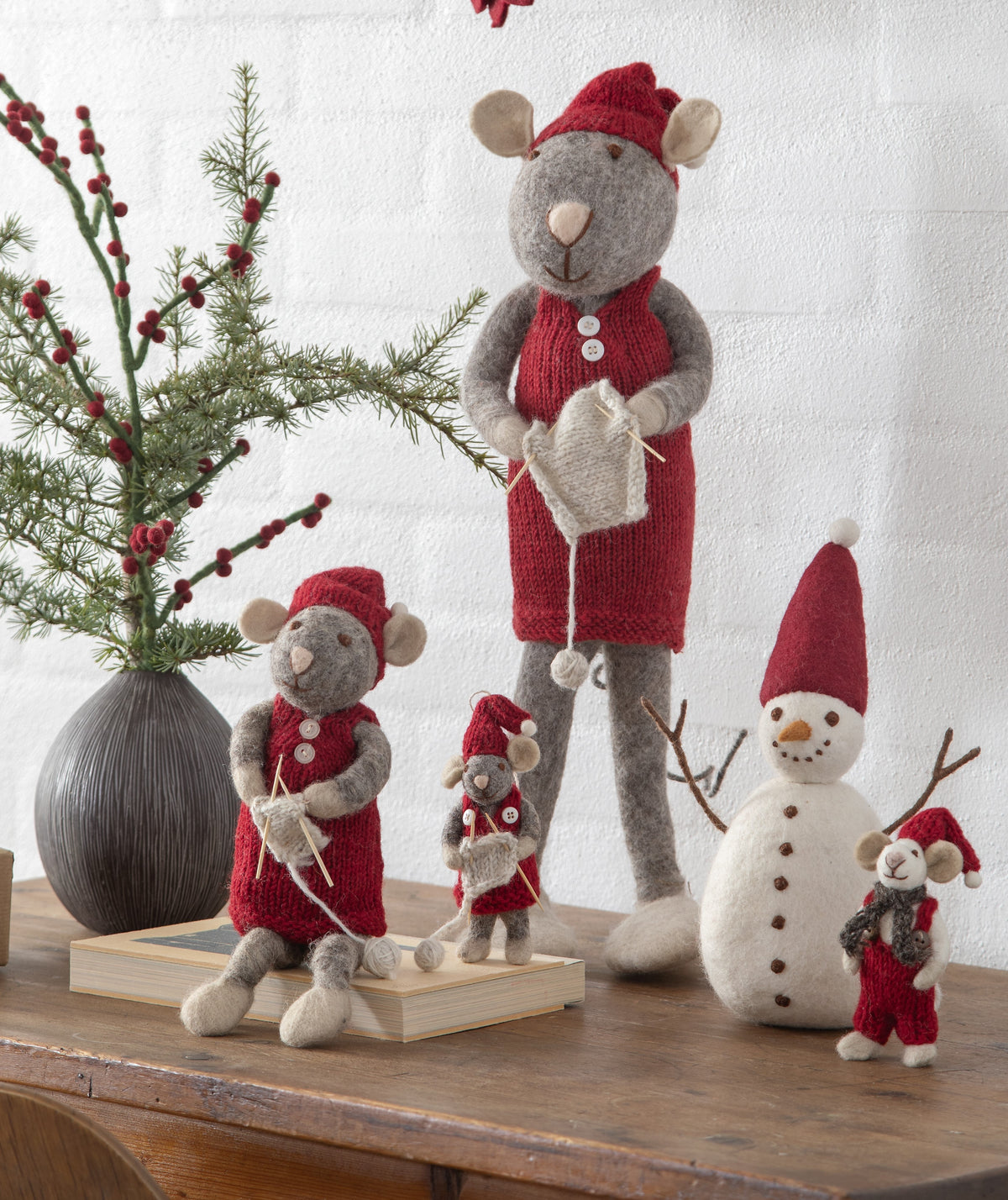 GRY & SIF Small Brown Boy Deer w/pants & scarf