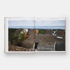 PHAIDON Stone Houses