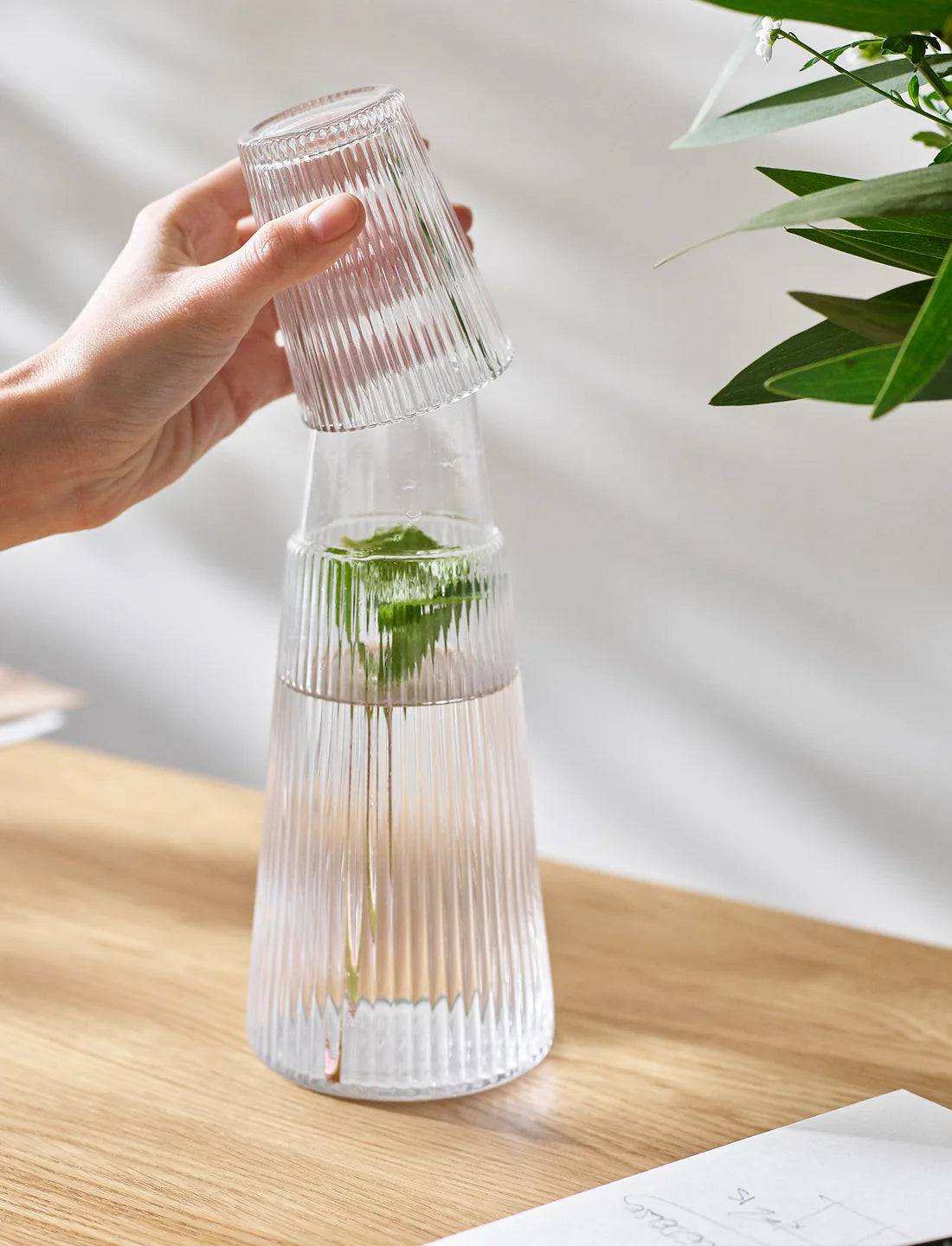 STELTON Pilastro Carafe with Glass | 1L | Clear