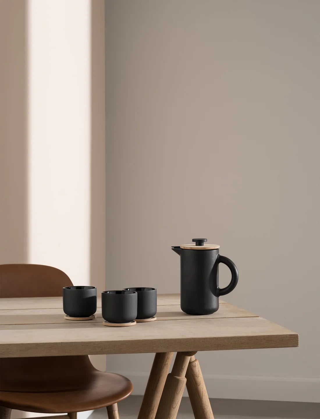 STELTON  Theo Cup w/ Coaster | Black